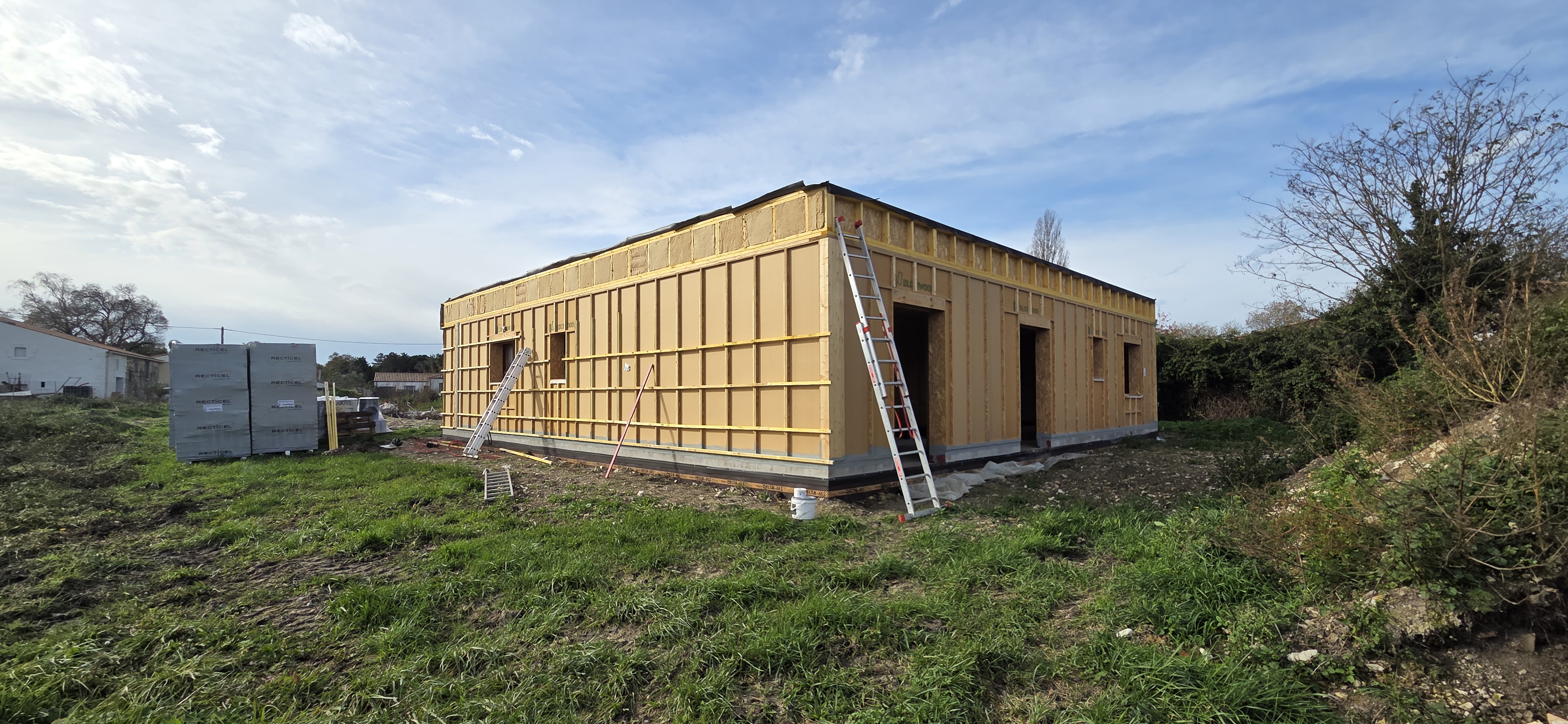 Construction d’une maison ossature bois contemporaine